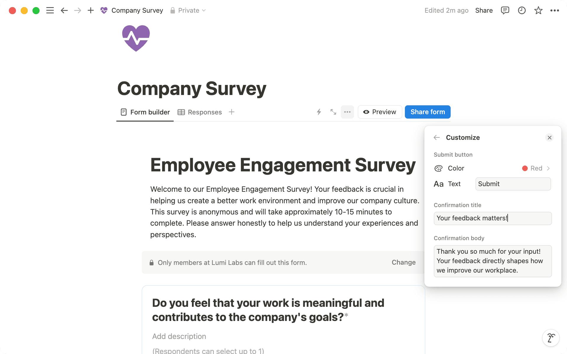 Personaliza el botón de envío y el mensaje para darle un toque más personal